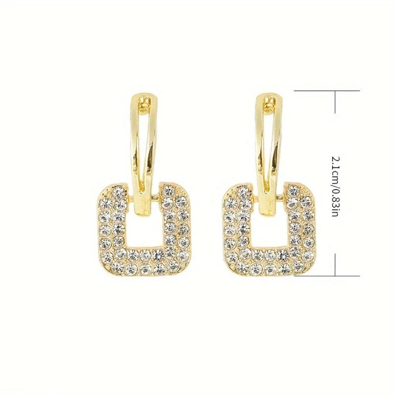 Valora Luxhers – Crystal Link Earrings cover